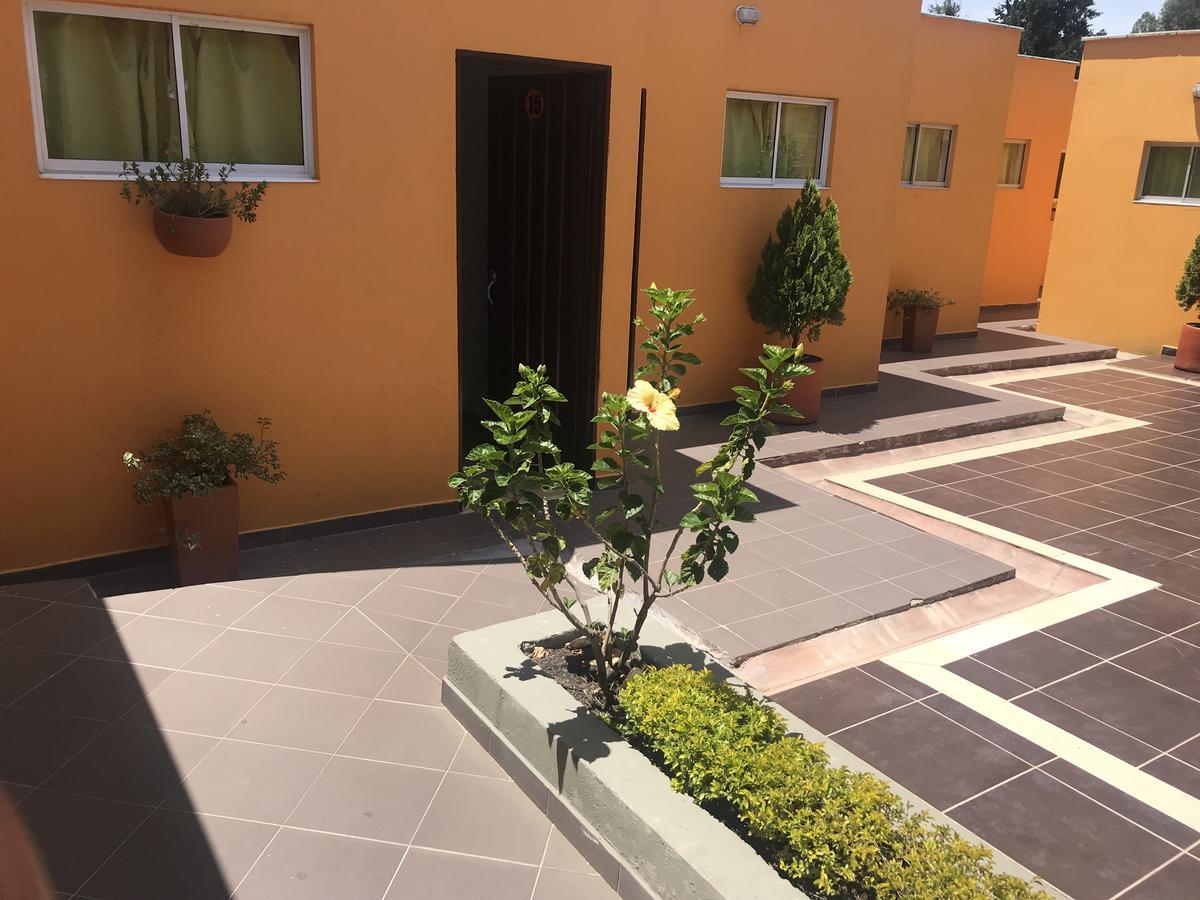 Hostal El Hangar Рионегро Экстерьер фото