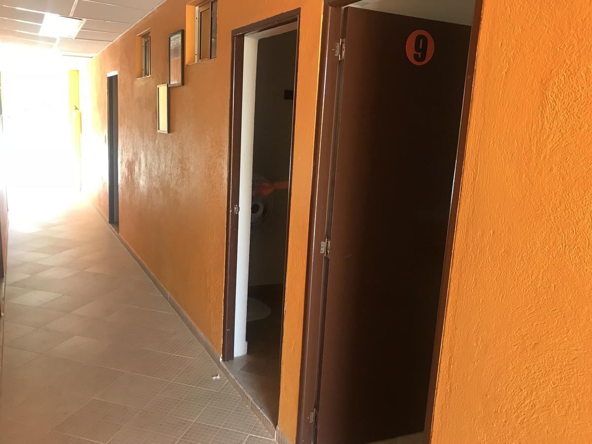 Hostal El Hangar Рионегро Экстерьер фото